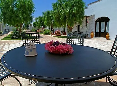 Masseria L'ovile أوستوني