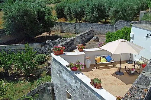 Masseria L'ovile Szálloda 3*